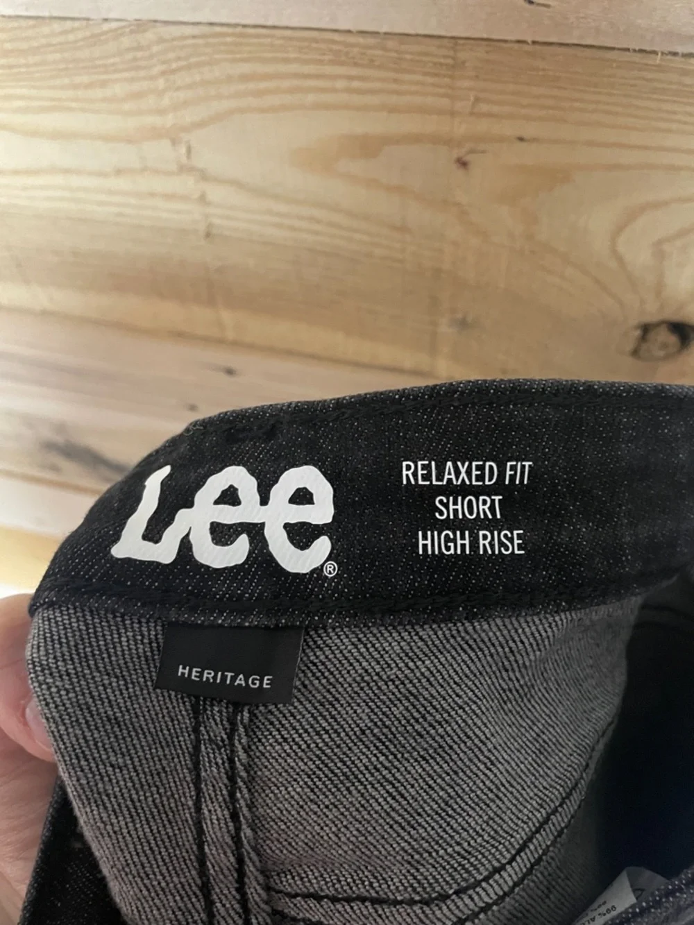 Lee size 14M Black Mineral Wash Frayed Hem Stretchy High-rise Relax Denim Shorts - Picture 11 of 13